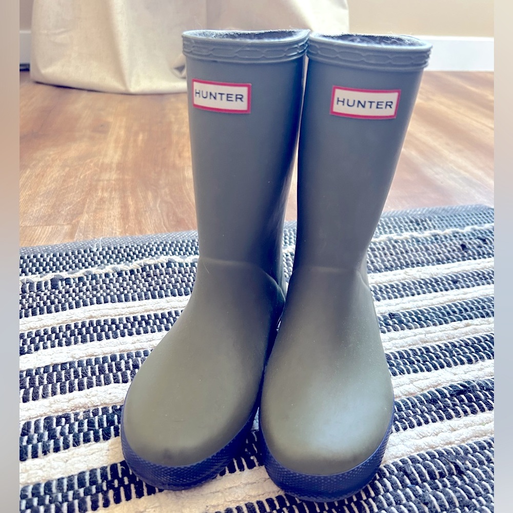 Hunter Kids Olive Green Rain Boots
